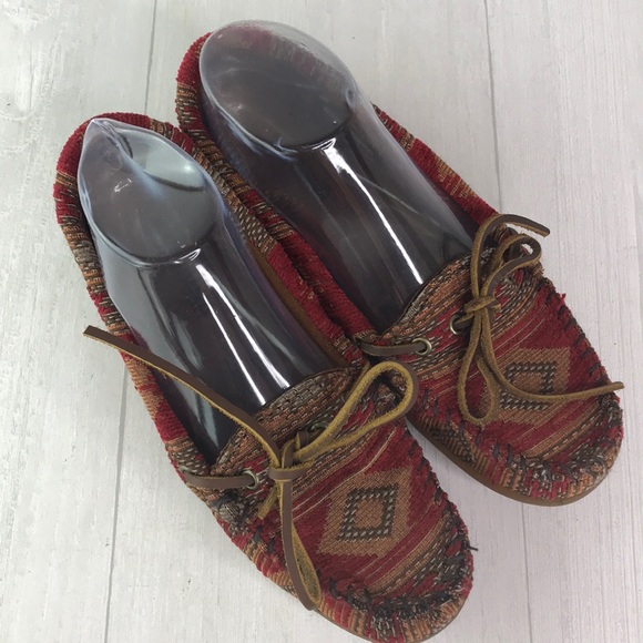 Minnetonka Southwestern Boho Moccasins Size 7 - Picture 3 of 8
